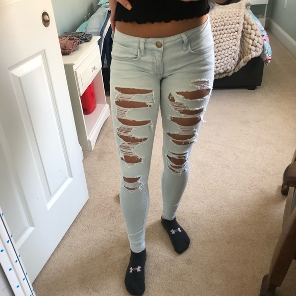 AE Ripped Jeans - Picture 2 of 8
